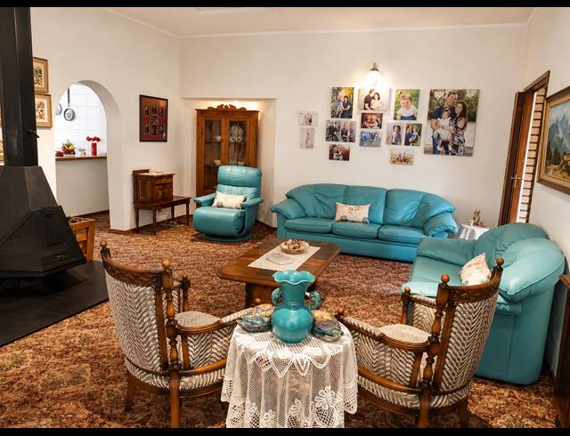 4 BEDROOM HOUSE FOR SALE IN THREE RIVERS EAST